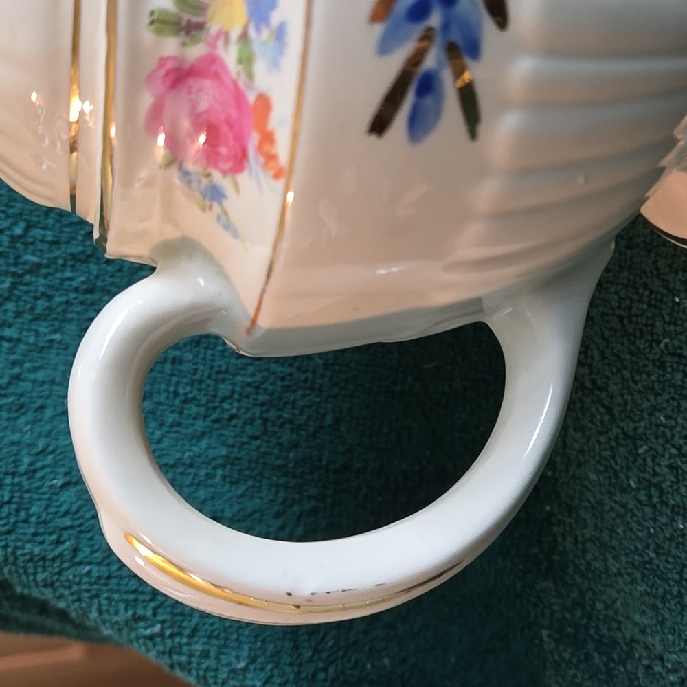 Ceramic Tea Pot - Picture 6 of 9